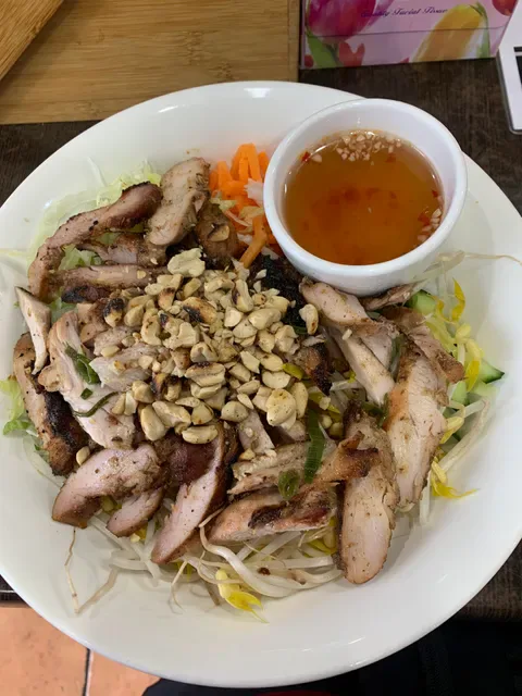 Melton Pho