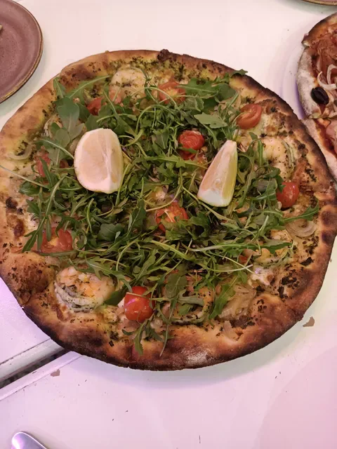 Mercadante Woodfired Pizzeria