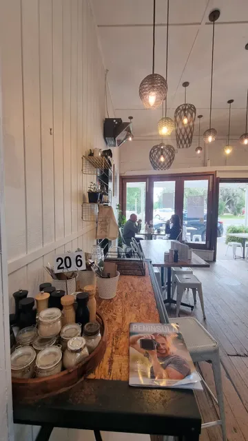 Merchant & Maker