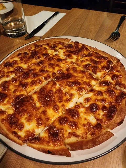 Mimi's Pizza (Camberwell)