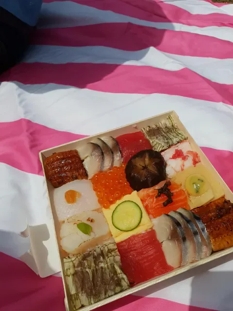 Minamishima