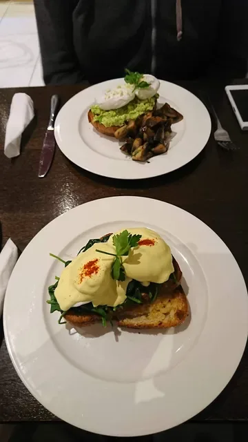 Mishou's Cafe