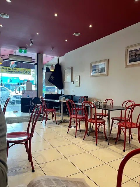 Mishou's Cafe