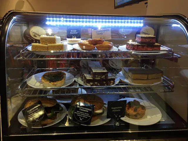 Mishou's Cafe