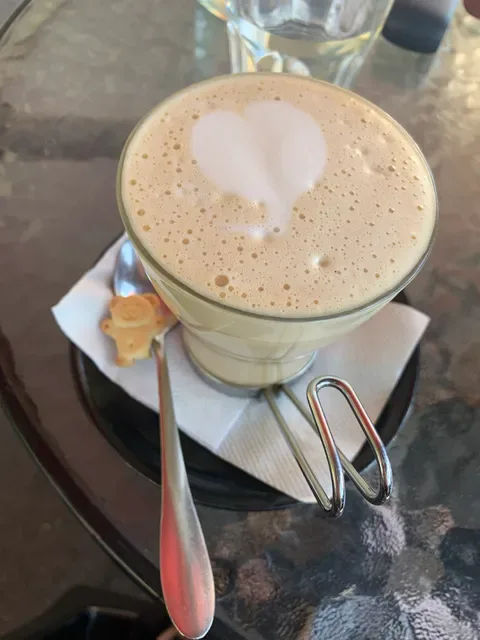 Mishou's Cafe