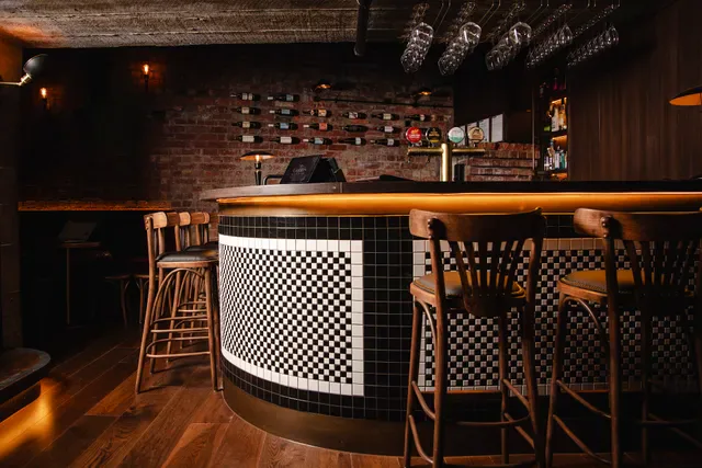 Miss Gunn's Basement Bar
