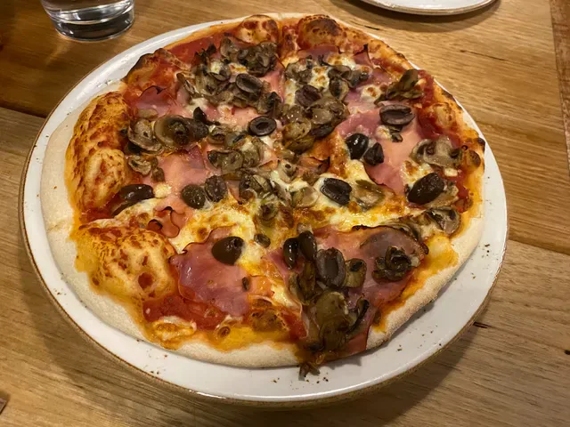 Mister Margherita Italian Restaurant South Melbourne