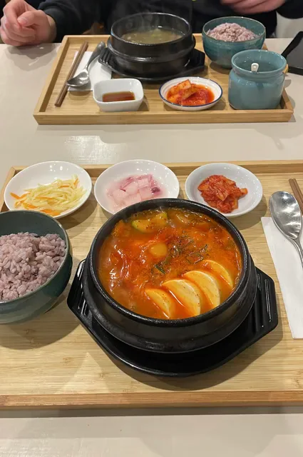 Misty Pot Korean Grill & Bar