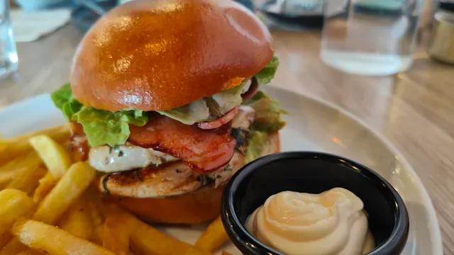 Mitch & Co Cafe