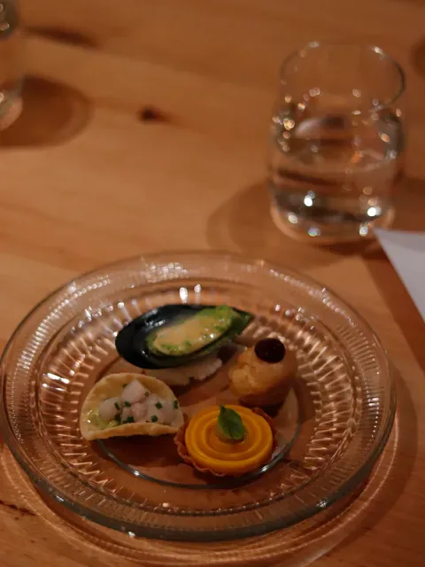 Moke Dining
