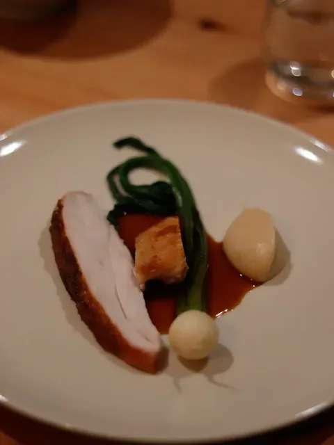 Moke Dining