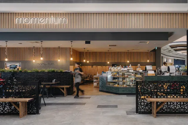 Momentum Cafe