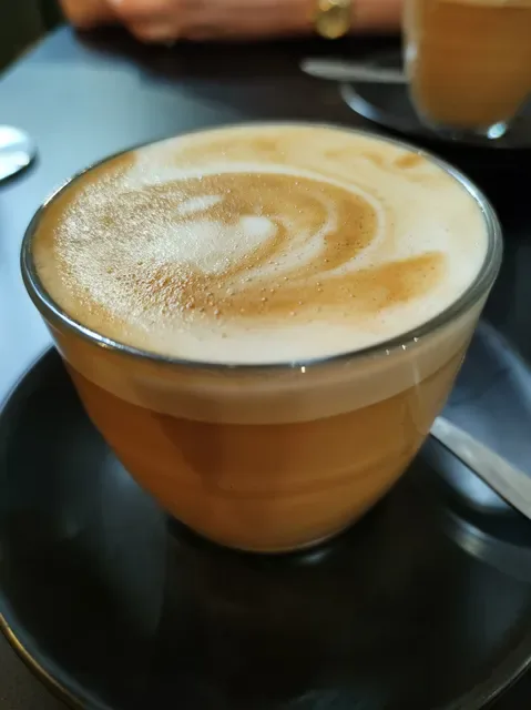 Momentum Cafe