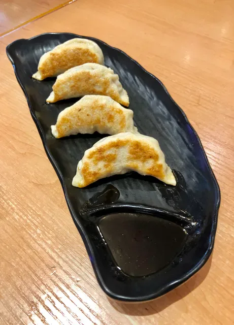 Momoco Sushi San
