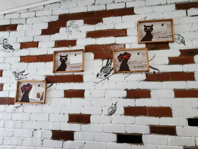 Monkey Can Fly Café