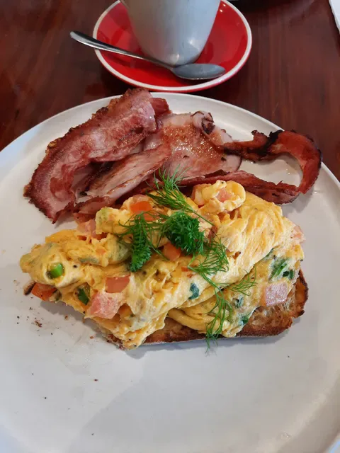 Monkey Can Fly Café