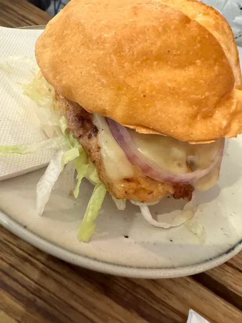 Monroe's Burgers & Beers