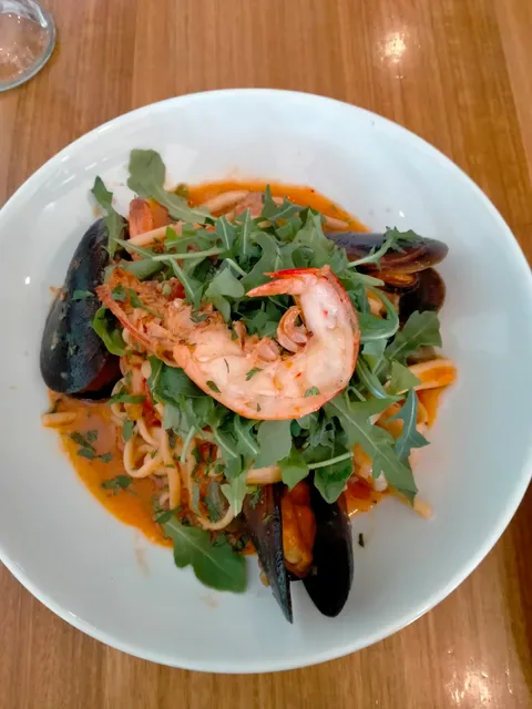 Montania Cafe - Bar - Restaurant