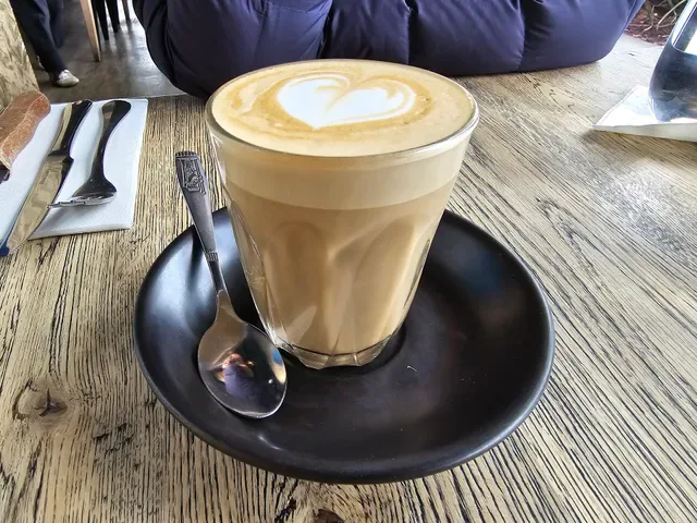 Mothers Instinct cafe & Bar