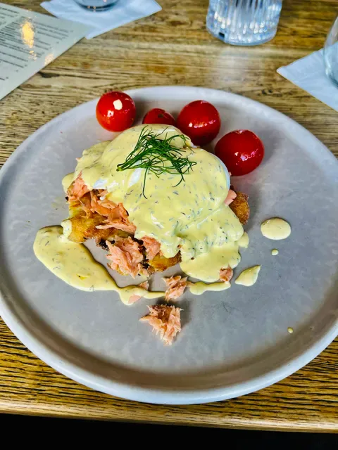 Mothers Instinct cafe & Bar