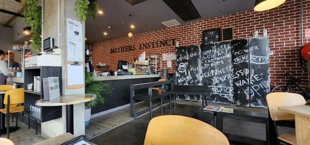 Mothers Instinct cafe & Bar