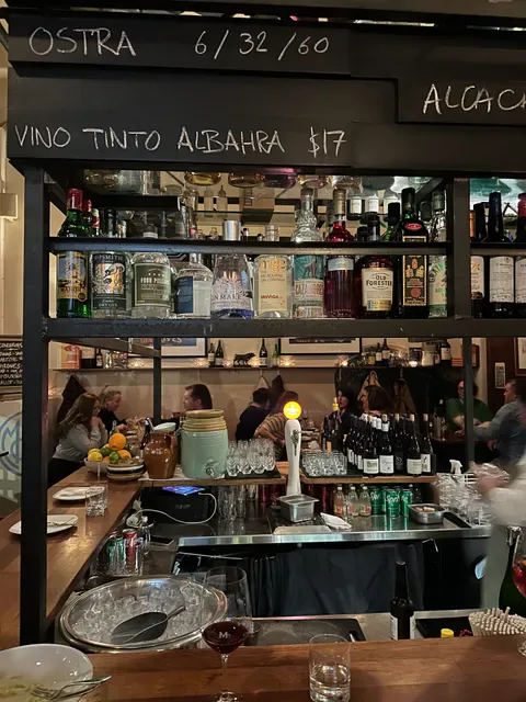 MoVida Next Door