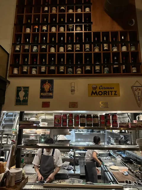 MoVida Next Door