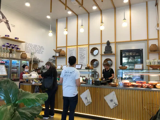 Mr & Mrs Banhmi