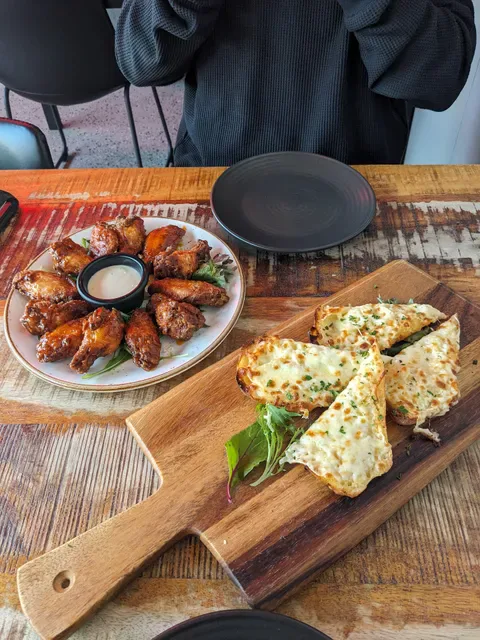 Mr Brooks Stonegrill & Bar