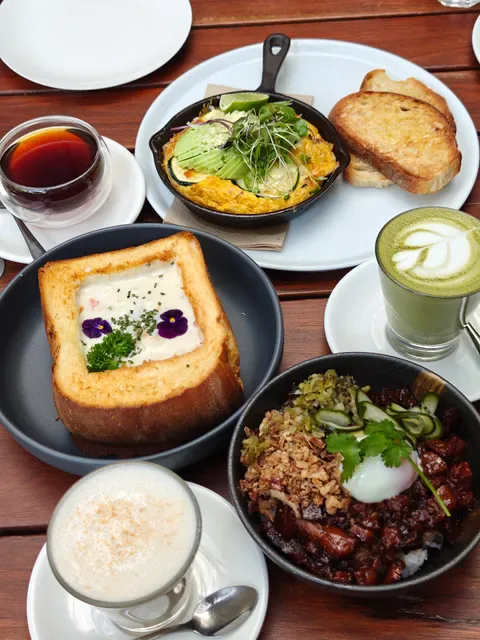 The Mazu Cafe