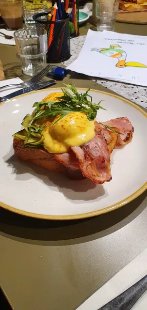 Mr.Percival Cafe & Restaurant