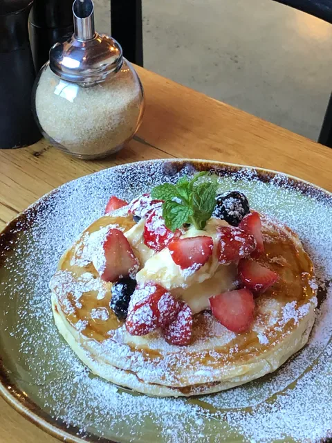 Mr Robertson Cafe