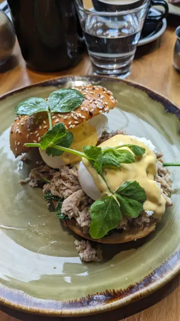 Mr Robertson Cafe