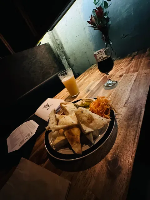 Mr West Bar & Bottle Shop