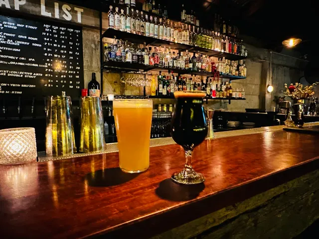 Mr West Bar & Bottle Shop
