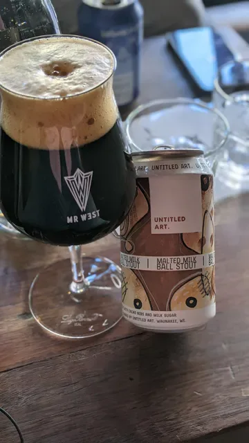 Mr West Bar & Bottle Shop