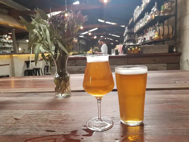 Mr West Bar & Bottle Shop