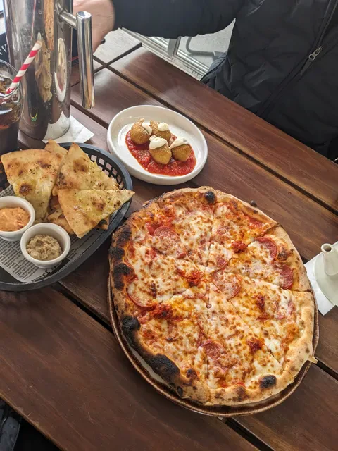 Ms Peacock Restaurant & Bar