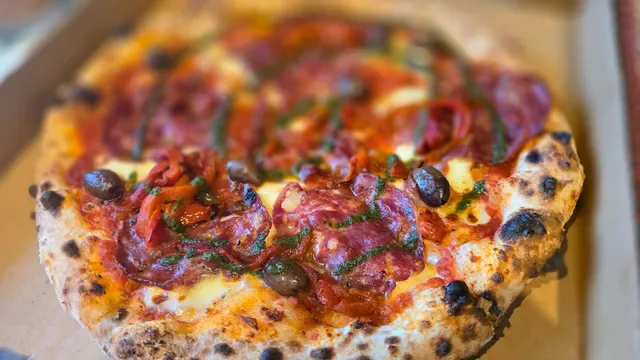 Mulino Woodfire Pizzeria