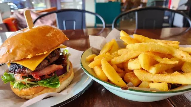 Mum's Burger Kitchen