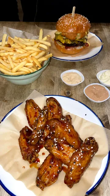 Mum's Burger Kitchen