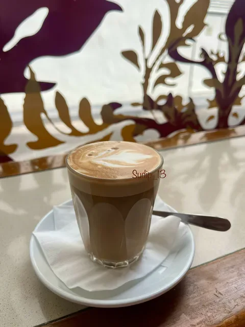 N Lee Bakery Cafe