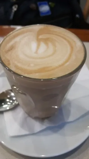 N Lee Bakery Cafe