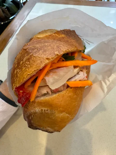 N Lee Bakery Cafe
