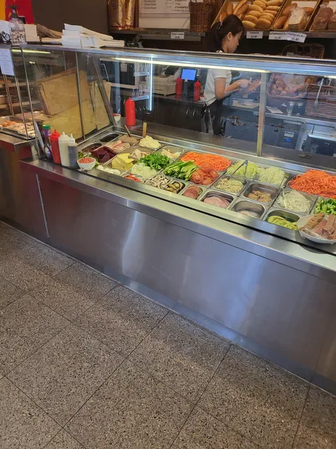 N Lee Bakery Cafe