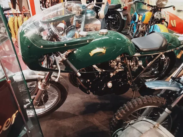 Naked Racer