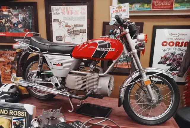 Naked Racer