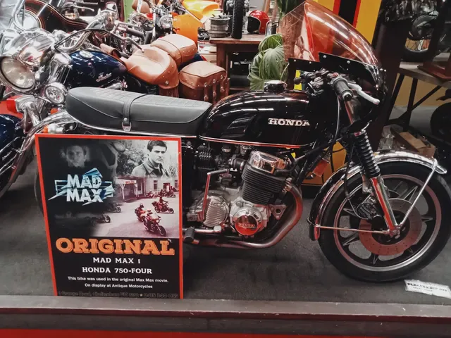 Naked Racer