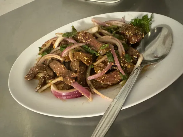 Nana Thai