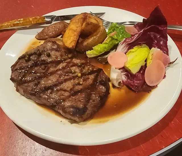 Natural History Bar & Grill